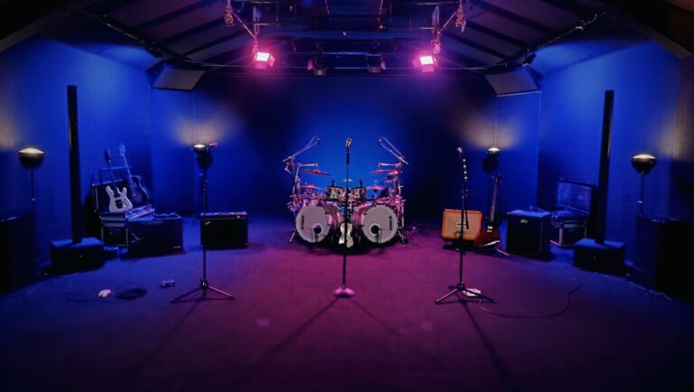 Radical Sonora local de ensayo 80 m2 1536x867 1 768x434